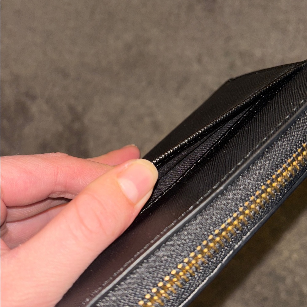♠️ {PRICE FIRM} Parfois Basic Wallet - Picture 8 of 14